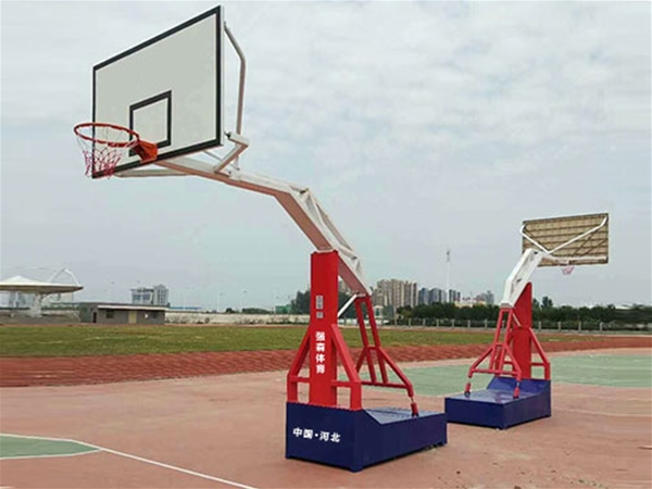篮球架